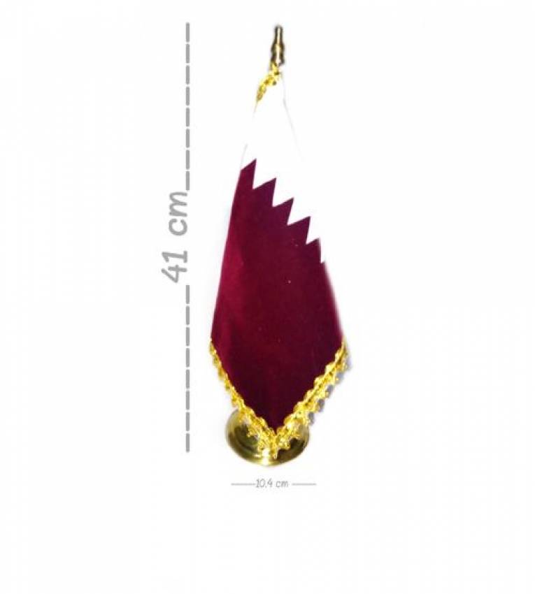 Drapeau Qatar de Bureau en Cuivre 41cm